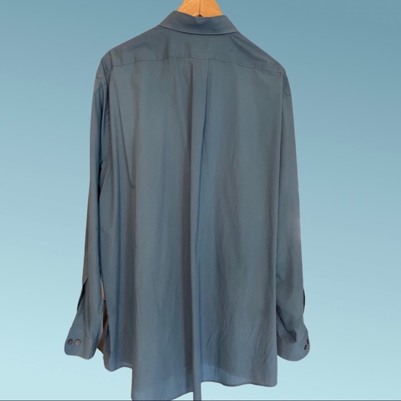 Van Heusen Men’s Dress Shirt - Size 17.5 - Picture 2 of 5